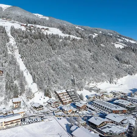 Апартаменты Residenz Wildkogelbahnen 1 Нойкирхен-ам-Гросфенедигер